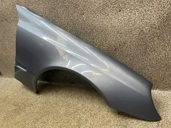 Höger Framskärm Mercedes W211 Sedan image 4