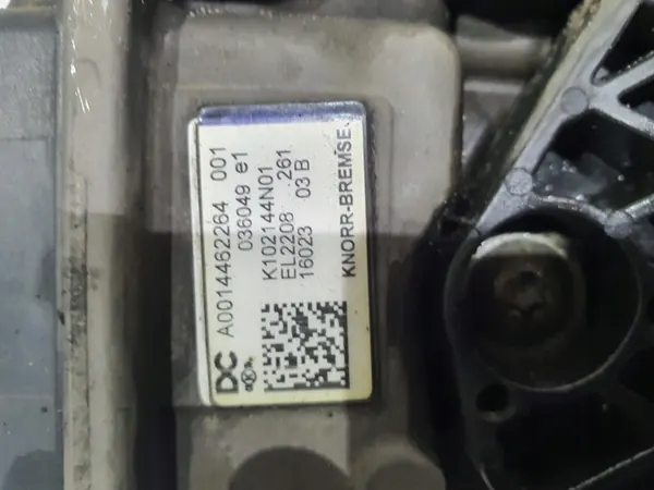Válvula Base Secador OEM A0014462264 Mercedes Actros MP4 image 3