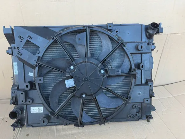 OEM 214815896R/214105FA0B Refroidisseur & Ventilateur Dacia Duster2 image 2