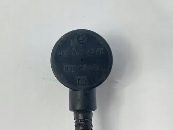 Sensor de cigüeñal OEM 0031530128 Mercedes image 7