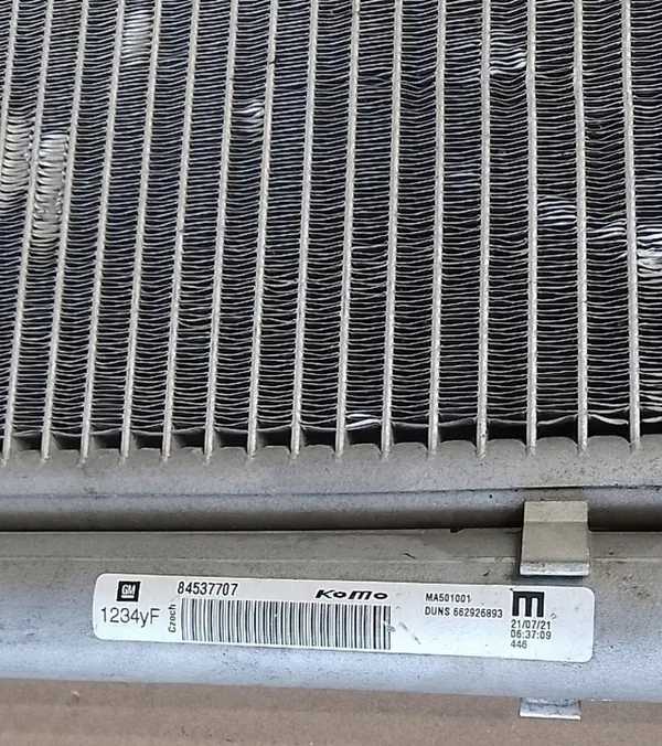 Ilmastointijäähdytin Opel Insignia B OEM 84537707 image 5