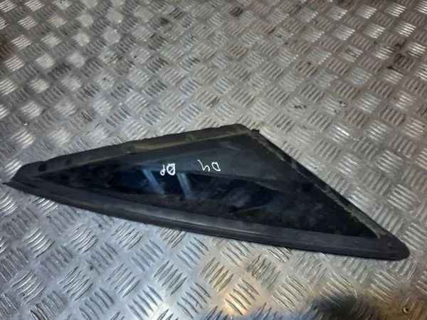Gebrauchtes Audi OE Heck rechts Glas OEM 4H4845300 image 2