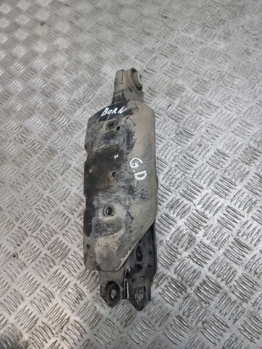 Bakre fjäderfäste OEM 1EA505311E höger sida Cupra image 5