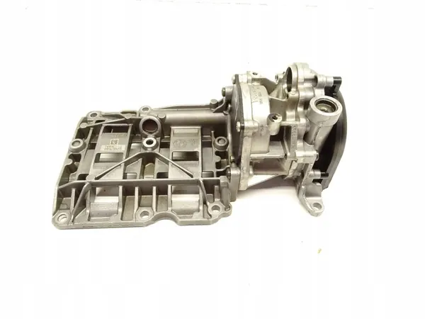 Olje pump BMW 2.0D N47 E90 E60 E87 F30 F31 image 2