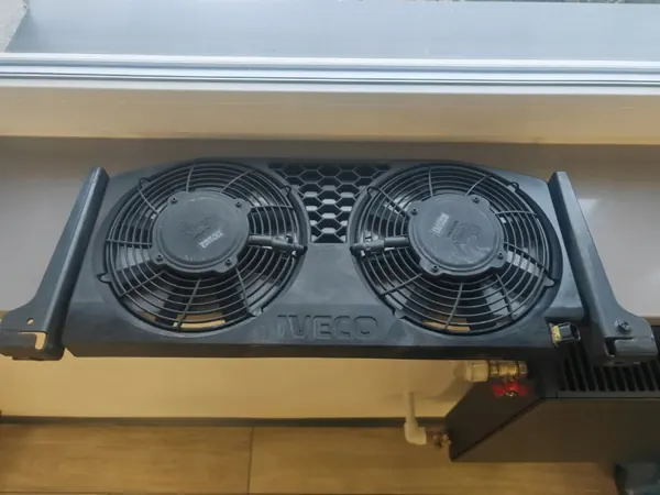 Iveco S-Way Ventilator OEM 5802364869 - Gebruikt image 3