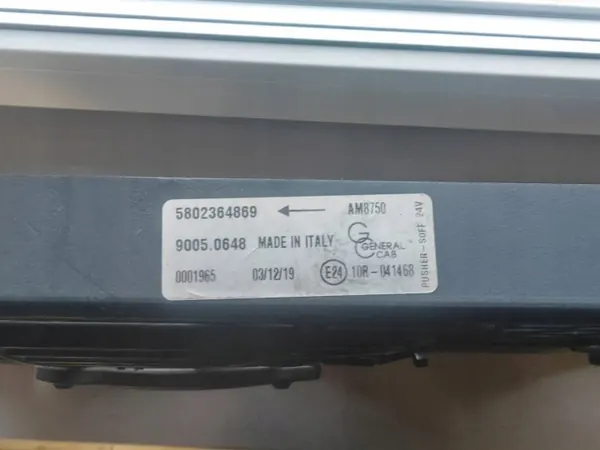 Iveco S-Way Ventilator OEM 5802364869 - Gebruikt image 6
