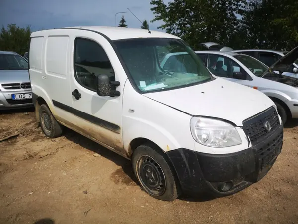 Uitlaatspruitstuk OEM 73501340 Fiat Doblo 2007 1.3L image 4