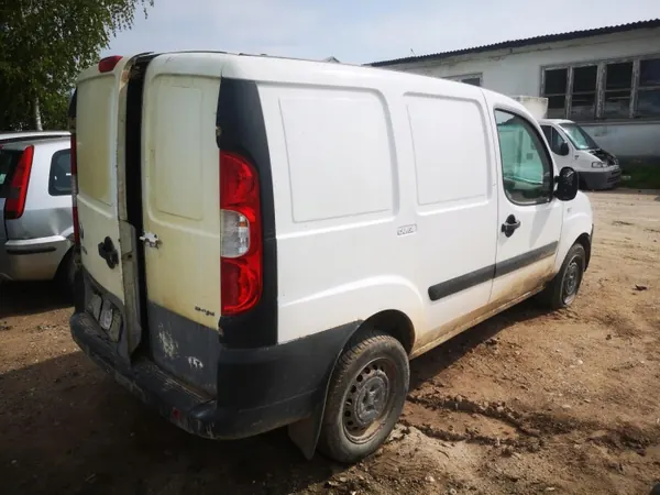 Uitlaatspruitstuk OEM 73501340 Fiat Doblo 2007 1.3L image 9