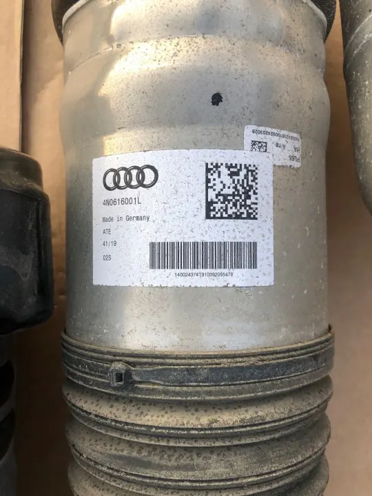 Audi A8 D5 ilmaiskuspaketit OEM 4N0616002L image 7