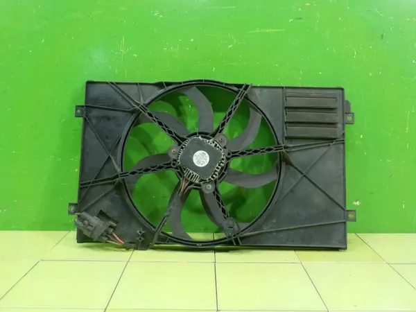VW Golf Plus 1.4 B 07r Radiateurventilator 1K0121205N image 2