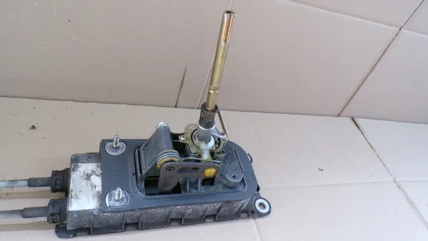 Vaihteenvaihtaja OCTAVIA 1.9TDI 1J0711266E image 6