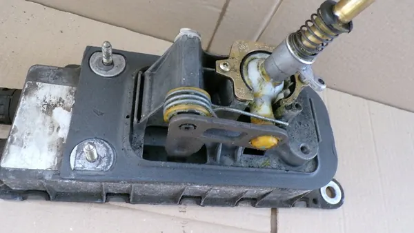 Vaihteenvaihtaja OCTAVIA 1.9TDI 1J0711266E image 7