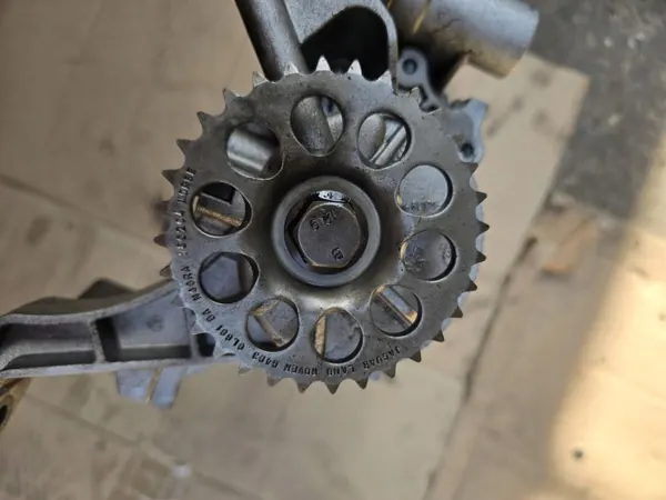Gebrauchte Ölpumpe OEM G4D3-6L09-P für Jaguar XE 2.0 D image 3