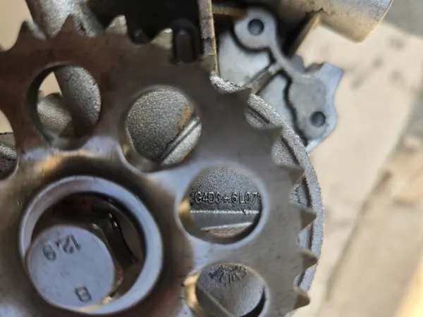 Gebrauchte Ölpumpe OEM G4D3-6L09-P für Jaguar XE 2.0 D image 4