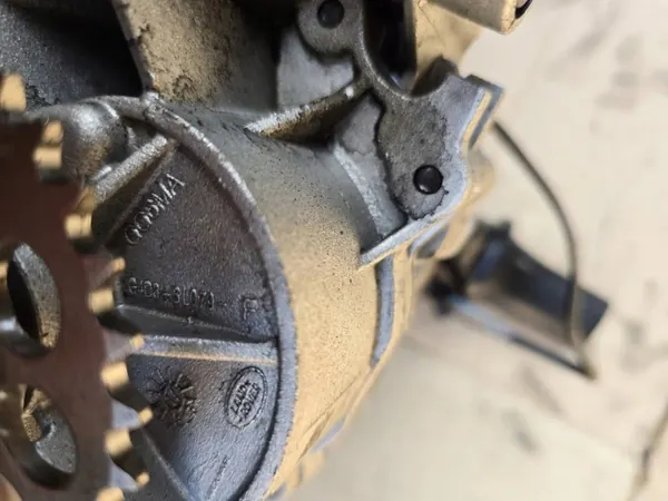 Gebrauchte Ölpumpe OEM G4D3-6L09-P für Jaguar XE 2.0 D image 5