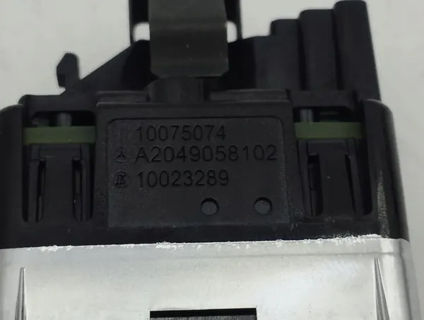 Mercedes-Benz B W246 W242 2013 Raamknoppen image 2