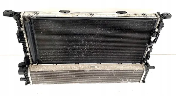 Conjunto de refrigeración AUDI A6 4G A7 4G8 3.0 TFSI 8K0121251H image 2