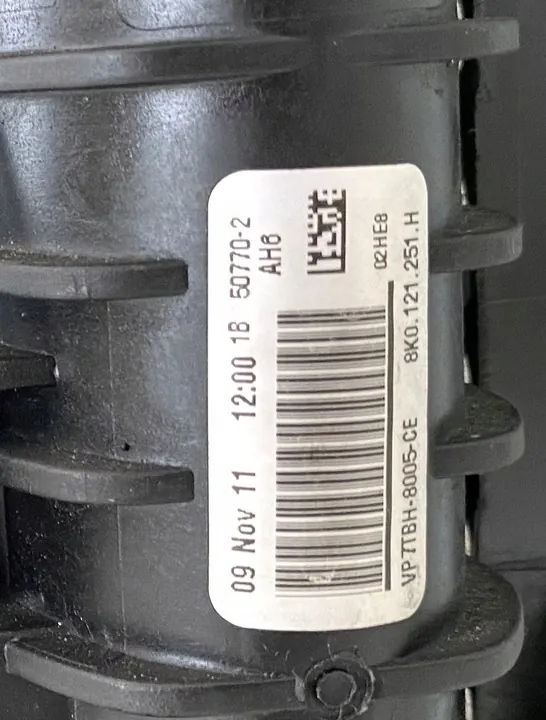 Conjunto de refrigeración AUDI A6 4G A7 4G8 3.0 TFSI 8K0121251H image 5