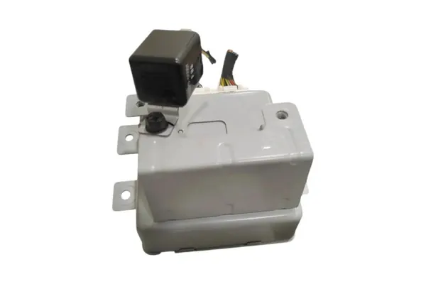 SsangYong Wegfahrsperren-Modul OEM 8712008B21 Gebraucht image 4