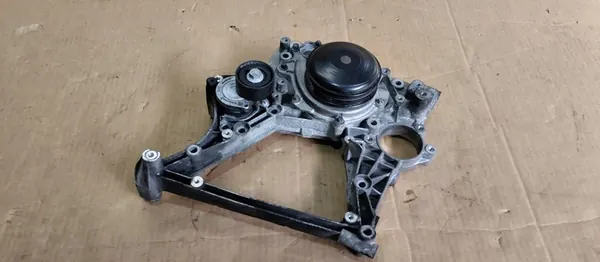 Vattenpump med bas Mercedes GLC W253 2.2 CDI A6512012209 image 2