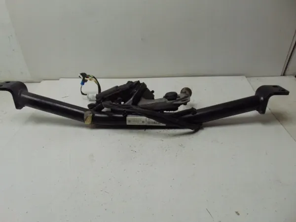 Mercedes C W206 hinausvetokoukku OEM A2065400556 image 7