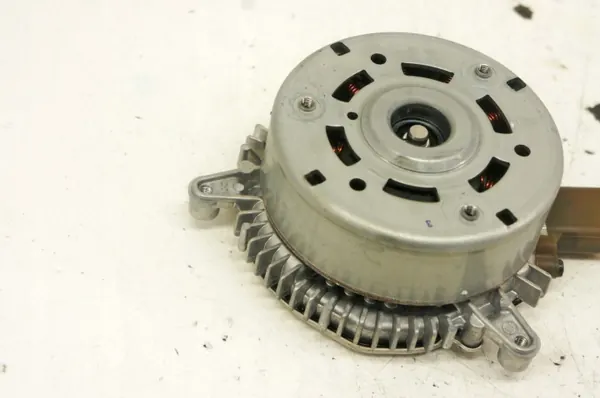 Kühlerlüftermotor Nissan X-Trail T33 1.5i TS279 image 4