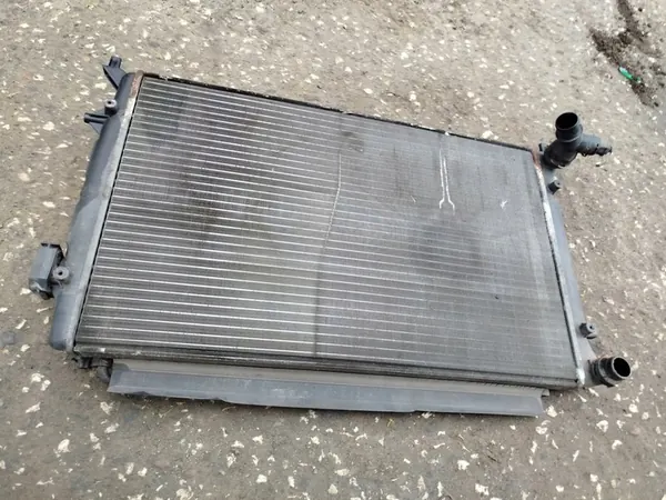 Radiador VW Passat B6 2.0 FSI AU11007MKA5 image 3