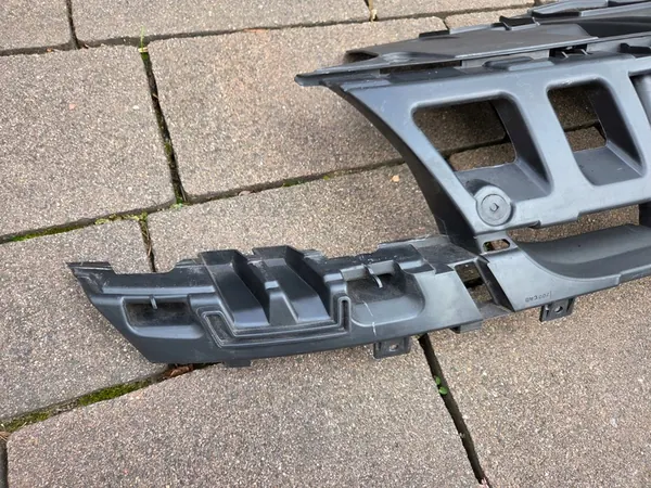 Renault Megane III Etupuskuri Vahvistus 620360001R image 2