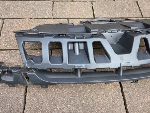 Renault Megane III Etupuskuri Vahvistus 620360001R image 3