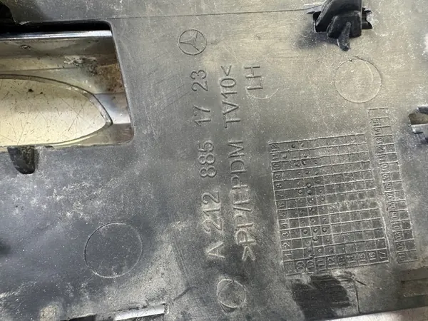 MERCEDES W212 Grille de Pare-Chocs Avant Gauche A2128851723 image 9