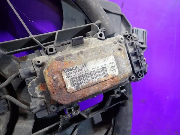 Kylfläkt Ford Focus II MK2 1.8 TDCI 3M5H-8C607-RJ image 2