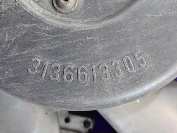 Kylfläkt Ford Focus II MK2 1.8 TDCI 3M5H-8C607-RJ image 7