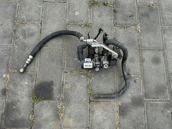 Vanne de Pression de Carburant 5Q0906009E VW Audi Skoda Seat 1.4 TSI image 2