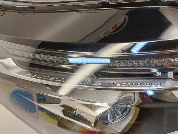 Etusäde Peugeot 3008, 16 - 21 OEM 1616878480 image 8