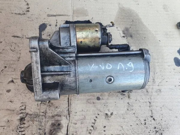 Startmotor OEM rozrusznik Volvo V40 1.9 dci Renault Trafic image 2