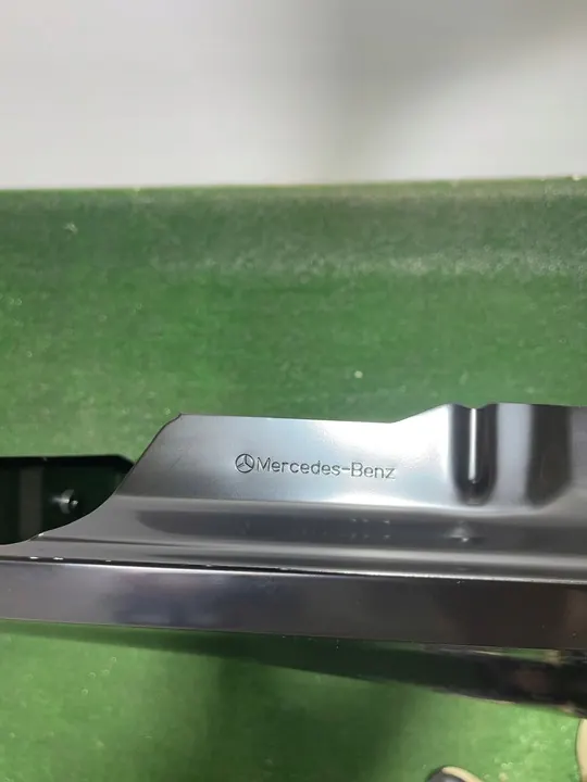 HÖGER FRAMSKÄRM MERCEDES GLE W167 OEM image 6