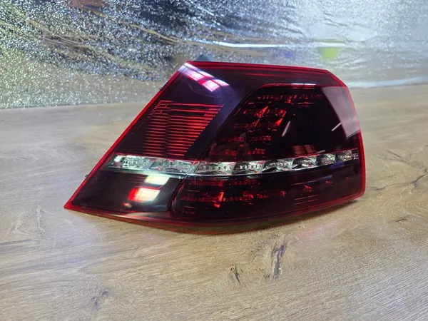VW GOLF VII 7 GTI R LINE Luz Trasera Izquierda 5G0945207C image 3