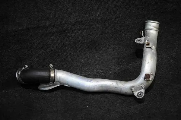 Oikea Intercooler-putki VW Sharan 1.4L 1T0145840 image 2