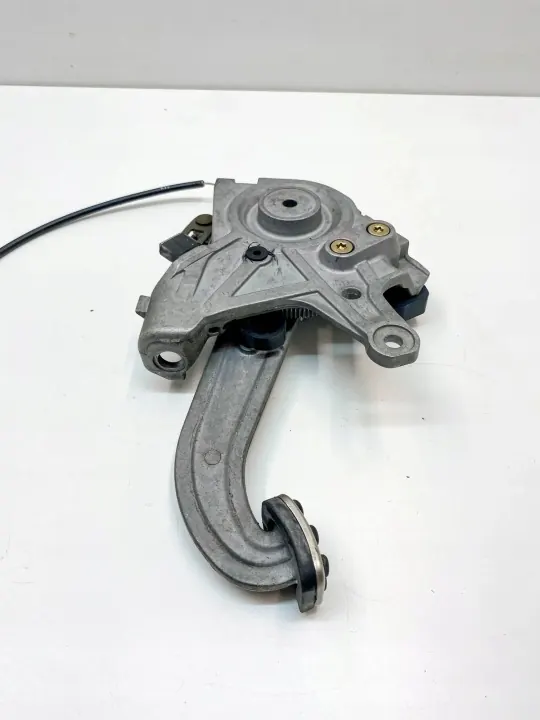 Mercedes-Benz Handremmechanisme OEM A2084270036 image 6