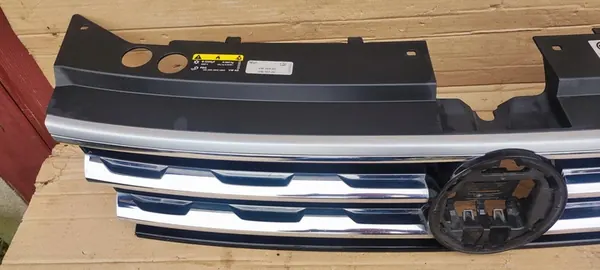 VW TIGUAN II Grill Front 5NA853651G 5NA853653B image 2