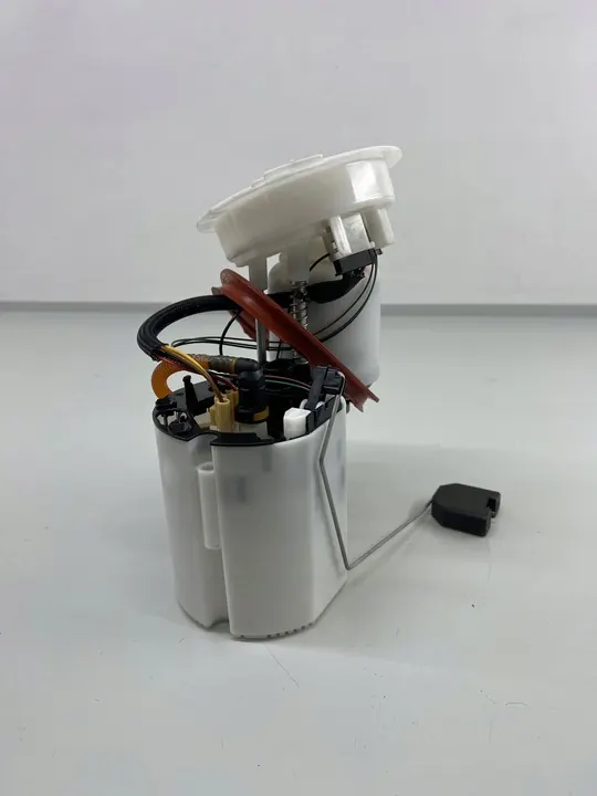 Bomba de combustível Audi A6 S6 C7 OEM 4G0919051J image 2