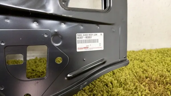 OEM 58307K0051 takaistuimen vahvike image 3