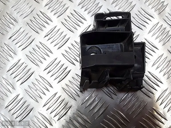 VW Golf VI 2010 Puskuri Tuki 5k6807394a image 2