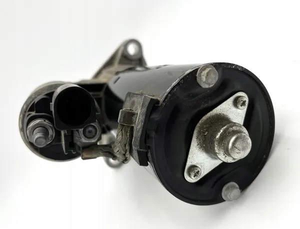 Vaihtovirtageneraattori Audi Q3 VW Scirocco Golf SEAT Alhambra 02E911024C image 3