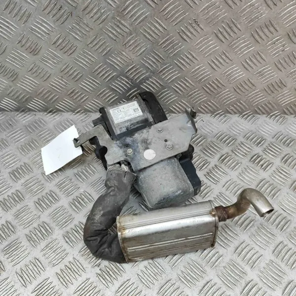 Webasto-lämmitys OEM 10R045627 Mercedes CLA Coupé:lle image 3