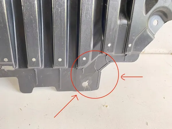 Motoröverdrag Mercedes C-Class 206 W206 AMG image 8