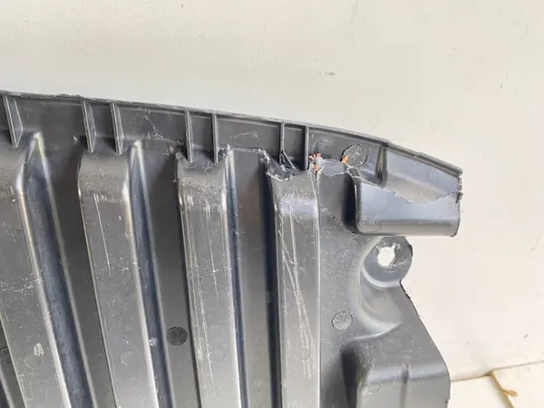 Motoröverdrag Mercedes C-Class 206 W206 AMG image 9