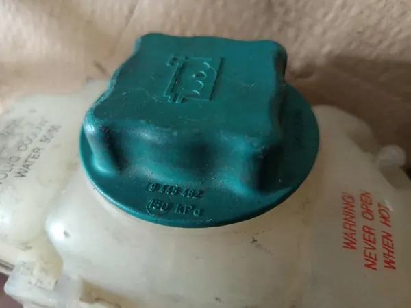 VOLVO S60 S80 V70 XC90 Ausdehnungsbehälter 30741973/ME image 5