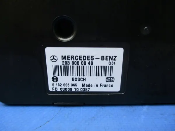 Bomba de bloqueio central Mercedes W211 OEM 2038000048 image 4