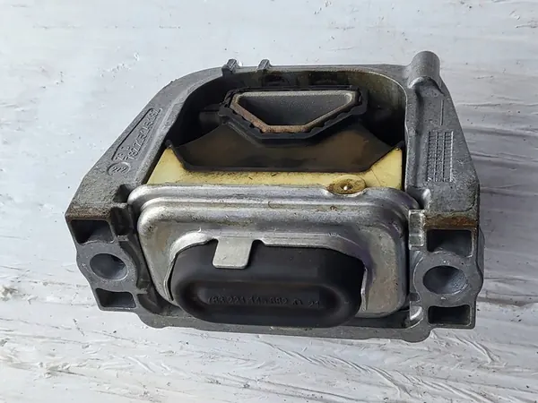 Soporte de motor Volkswagen 5Q0199262DF image 2